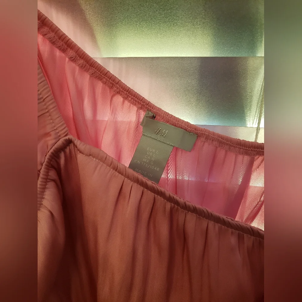Rose Rouche Blouse - Picture 4 of 13